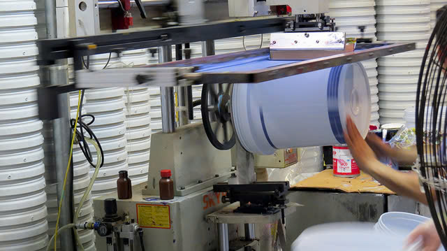 Bảng giá in trên nhựa các loại, số lượng theo yêu cầu giá rẻ